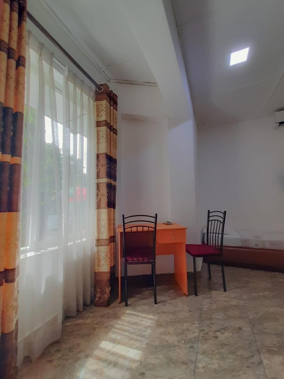 Villaflorence Kadawatha Екстер'єр фото